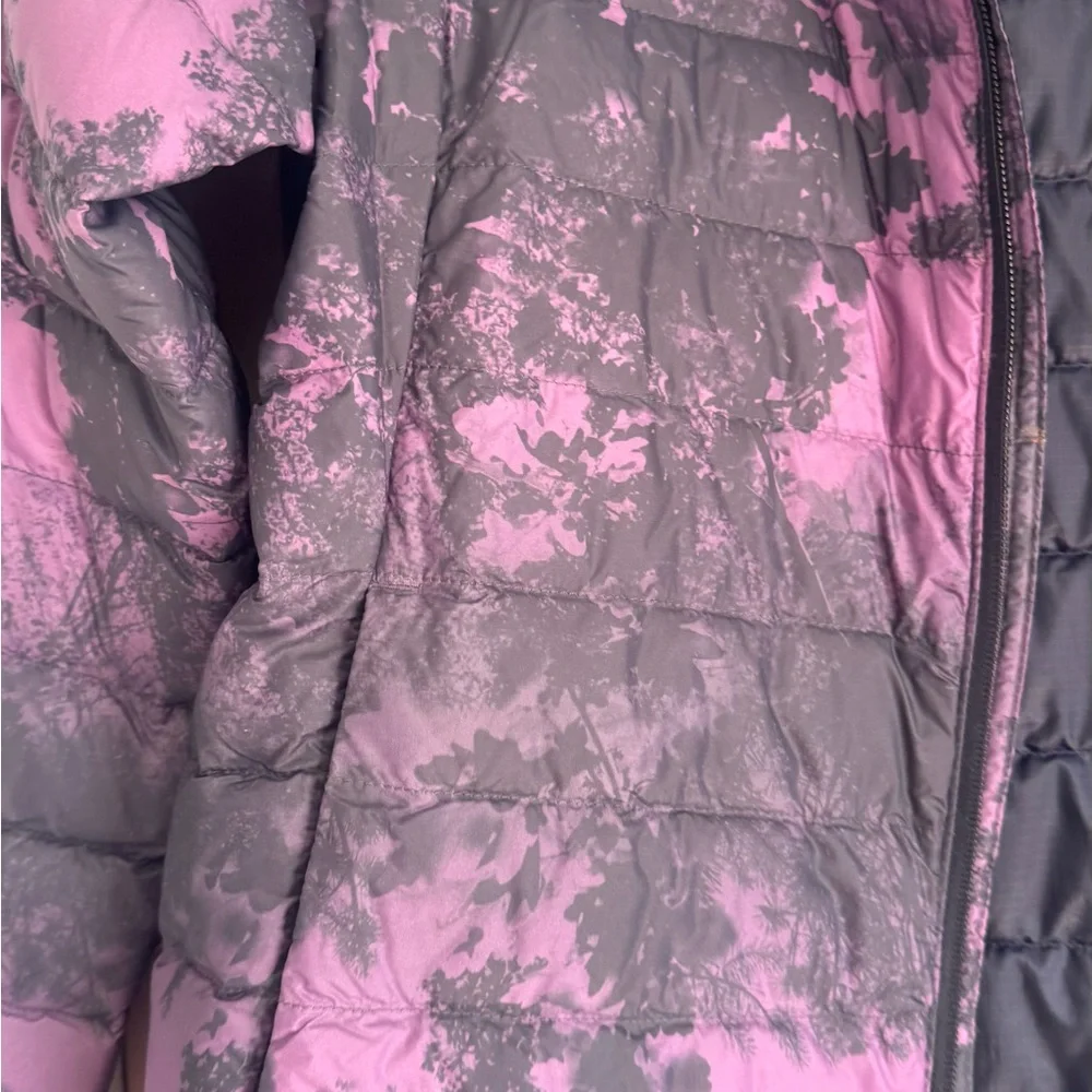 REI Women's Black and Purple Puffer Jacket - Picture 2 of 4